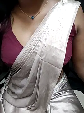Tamilmallu-duskygirl03 online show from 07/18/26, 06:50