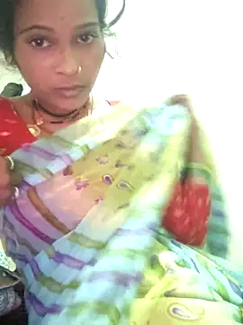 Snapshot of Co_punam chatting on 11/02/25, 12:18 Co punam online show from 11/02/25, 12:18