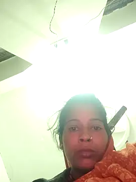 Snapshot of Co_punam chatting on 11/08/25, 12:44 Co punam online show from 11/08/25, 12:44