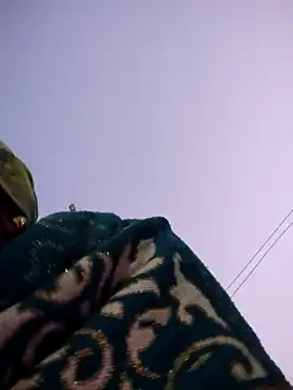 Snapshot of Co_punam chatting on 11/10/25, 12:42 Co punam online show from 11/10/25, 12:42