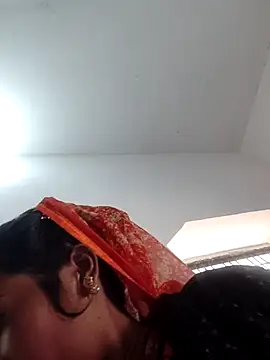 Snapshot of Co_punam chatting on 11/17/25, 07:47 Co punam online show from 11/17/25, 07:47