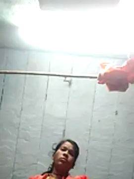 Snapshot of Co_punam chatting on 11/19/25, 05:13 Co punam online show from 11/19/25, 05:13