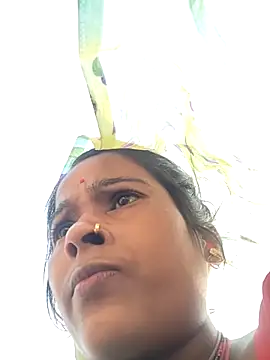 Snapshot of Co_punam chatting on 11/20/25, 05:18 Co punam online show from 11/20/25, 05:18