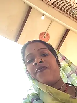 Snapshot of Co_punam chatting on 11/21/25, 07:18 Co punam online show from 11/21/25, 07:18