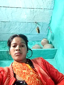 Snapshot of Co_punam chatting on 12/15/25, 12:04 Co punam online show from 12/15/25, 12:04