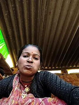 Snapshot of Co_punam chatting on 02/13/26, 04:30 Co punam online show from 02/13/26, 04:30