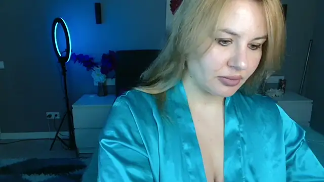 Passion-Blondy online show from 03/01/26, 08:33