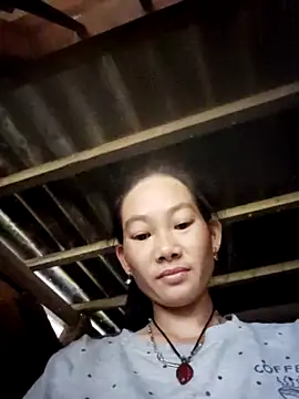 gio-thu online show from 10/17/25, 07:33