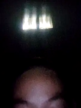 gio-thu online show from 10/19/25, 11:27