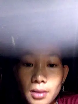 gio-thu online show from 10/21/25, 01:17