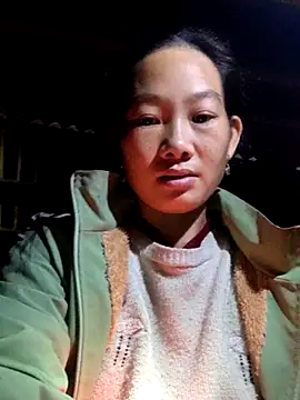 gio-thu online show from 11/12/25, 02:23