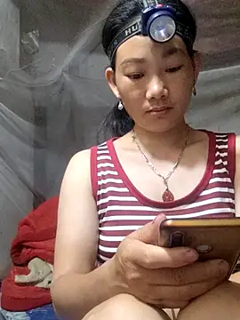 Snapshot of gio-thu chatting on 06/30/26, 02:12 gio-thu online show from 06/30/26, 02:12