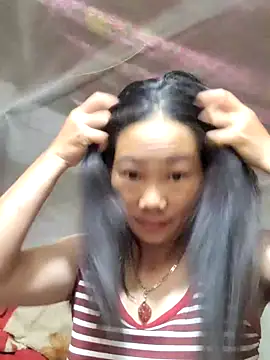 Snapshot of gio-thu chatting on 07/03/26, 10:49 gio-thu online show from 07/03/26, 10:49