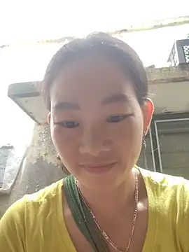 Snapshot of gio-thu chatting on 07/18/26, 03:33 gio-thu online show from 07/18/26, 03:33