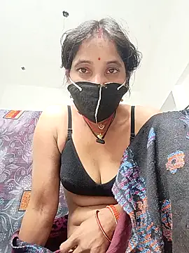 Snapshot of Cuty_tanya chatting on 12/19/25, 04:47 Cuty tanya online show from 12/19/25, 04:47