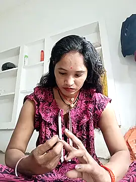 Snapshot of Cuty_tanya chatting on 02/21/26, 07:42 Cuty tanya online show from 02/21/26, 07:42