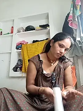 Snapshot of Cuty_tanya chatting on 02/24/26, 07:12 Cuty tanya online show from 02/24/26, 07:12