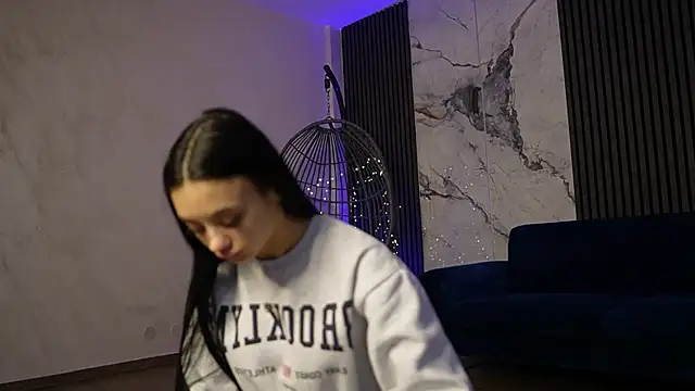 RachelRavee online show from 01/16/26, 05:33