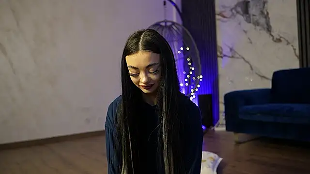 RachelRavee online show from 03/30/26, 04:13