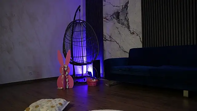 RachelRavee online show from 04/11/26, 04:17