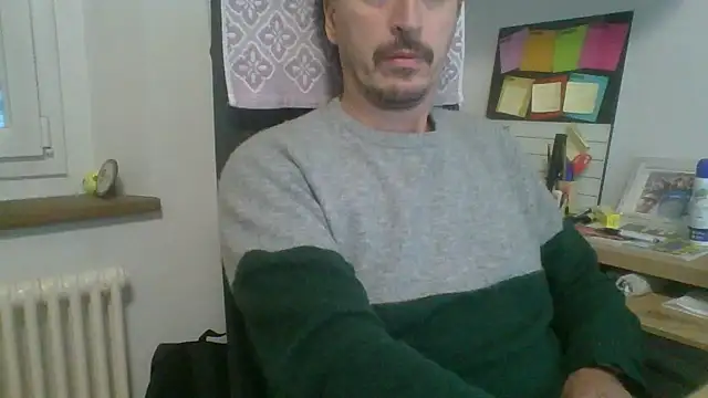 Kawayleo online show from 10/25/25, 10:15