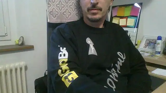 Kawayleo online show from 11/12/25, 02:17