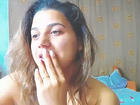 MadisonCharm online show from 04/20/26, 08:21