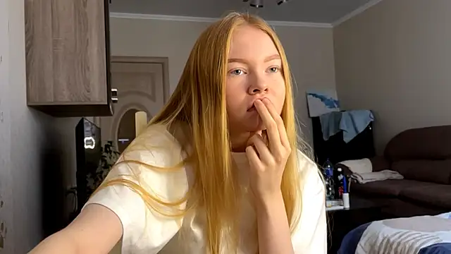 RaguelNicksons online show from 10/24/25, 09:17