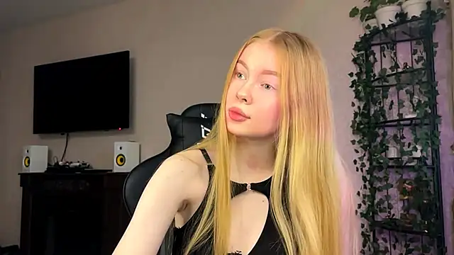 RaguelNicksons online show from 11/27/25, 05:53