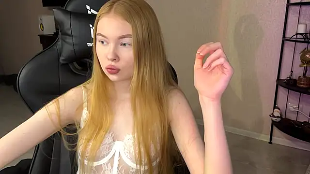 RaguelNicksons online show from 12/01/25, 05:12