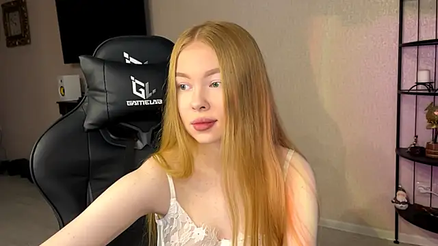 RaguelNicksons online show from 12/02/25, 05:35