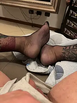Snapshot of Sexy-feet78 chatting on 11/10/25, 10:31 Sexy-feet78 online show from 11/10/25, 10:31