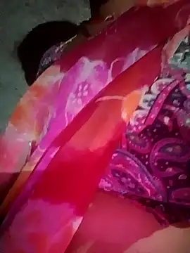 Snapshot of Punam_ray chatting on 10/10/25, 03:00 Punam ray online show from 10/10/25, 03:00