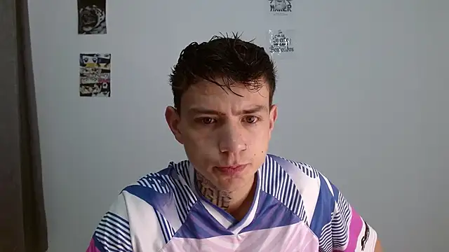 hot teo  online show from 12/04/25, 11:08