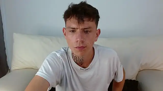 hot teo  online show from 01/05/26, 05:27