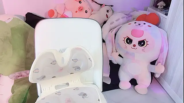 BeChinh Lee online show from 04/12/26, 05:01