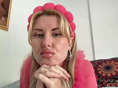 Ilymaris online show from 02/10/26, 12:42