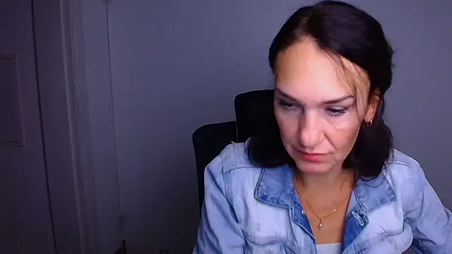 Rosie Rosee online show from 12/22/25, 12:13