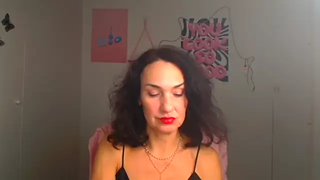 Rosie Rosee online show from 03/27/26, 06:18