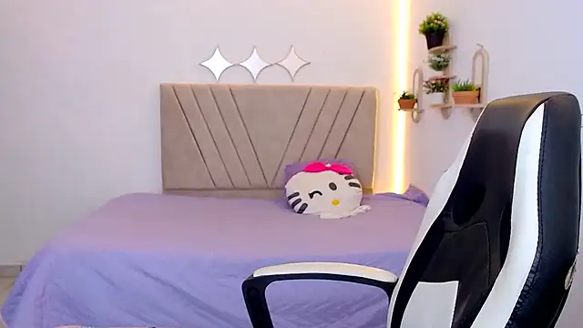 Snapshot of zara_cute chatting on 07/01/26, 12:07 zara cute online show from 07/01/26, 12:07