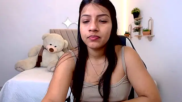 Snapshot of zara_cute chatting on 07/21/26, 12:29 zara cute online show from 07/21/26, 12:29