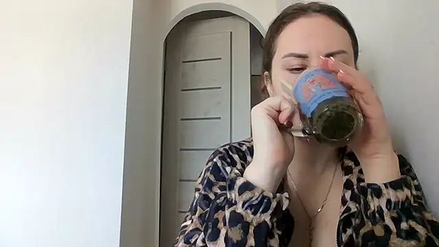 MeadowEyes online show from 03/23/26, 10:30