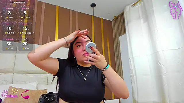 AmbarGills online show from 04/01/26, 01:41