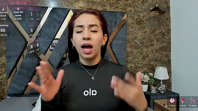 Vittoria Conti  online show from 04/09/26, 05:18