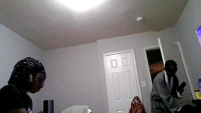 dezzidavill online show from 04/26/26, 02:53