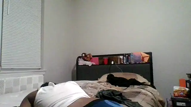 dezzidavill online show from 05/02/26, 01:43