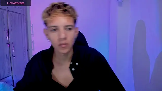 tylernova online show from 03/08/26, 03:43