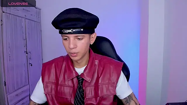 Snapshot of tylernova chatting on 05/18/26, 03:24 tylernova online show from 05/18/26, 03:24