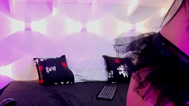 Brianna Maya online show from 04/18/26, 08:31