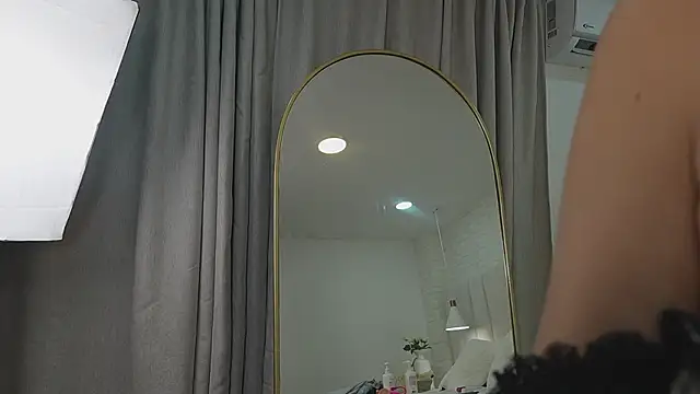 nina gb online show from 03/08/26, 02:04